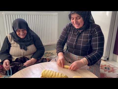 40 YILLIK ŞEKERPARE TARİFİ ŞERBETİNİ TAM ÇEKEN TAM