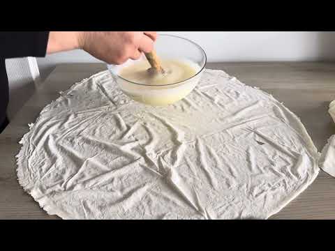 PİŞMESİYLE BİTMESİ BİR OLDU HAZIR YUFKADAN ÖZEL SOSLU BÖREK