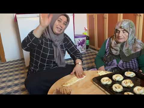 ANNEMLE KAHVALTIMIZA ÇEŞİT ÇEŞİT POĞAÇA ÇÖREK YAPTIK