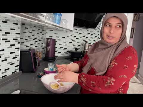 10 Dakikada İRMİKLİ HİRA TATLISI tatlı tarifleri şerbetli