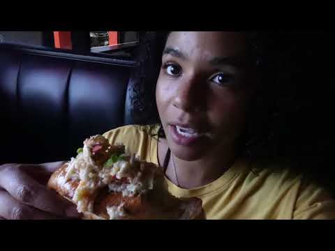 Weekly Vlog Beach exploring and good food