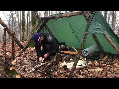 surviving at an altitude of 1700 meters Fog storm camping