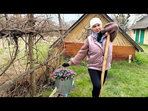 Alone in Grandma s Old Village House Cooking by the Fire