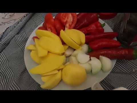 ABLAMIN EVİNE GELDİK KUZU ETİ TEPSİ YEMEĞİ YUMUŞACIK POĞAÇA