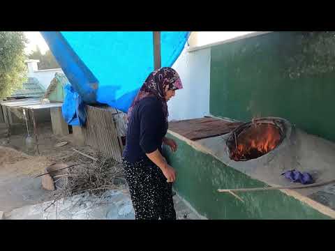 İKİ GELİN KÖYDE TANDIR EKMEĞİ BİBERLİ EKMEK YAPIMI EN
