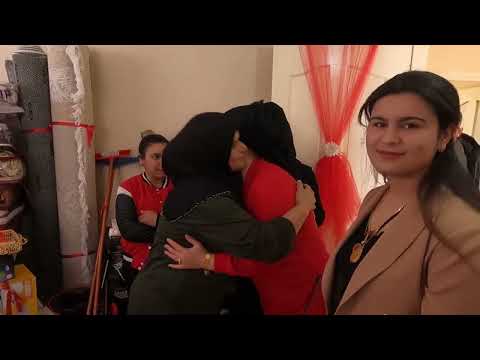 GELİN EVİ ÇEHİZ GÜNÜ ANNE VE KIZI YENİ GELİN EVİ YENİ