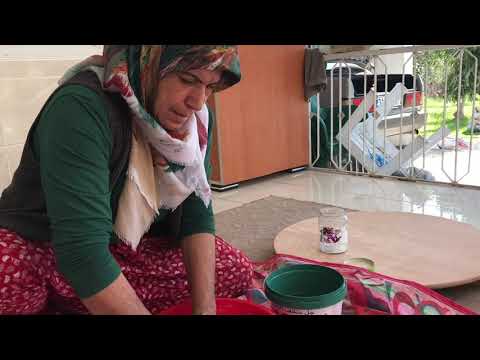 KÖY EVİMİZ SACDA ISPANAKLI PEYNİRLİ GÖZLEME YAPIMI Odun