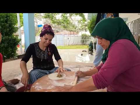 ANNEM KÖY EVİ ISPANAKLI GÖZLEME YAPIMI ABLAM GELDİ AKŞAM