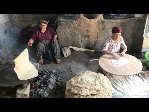 Köy de Yufka ekmek yapımı günlük vlog Kurban bayram ekmeği