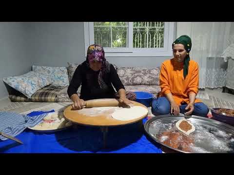 ABLAM GELDİ TEPSİ TEPSİ YENİ TANDIRDA PİDE YAPIMI ANNEM KÖY
