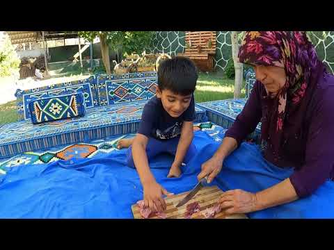 KÖY YAŞAMI ŞARK KÖŞESİ ODUN ATEŞİNDE KUZU ETİ KÖY HAYATI