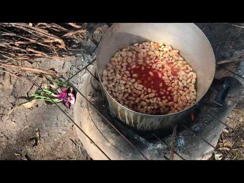 Köy Hayatı Odun Ateşinde Etli Kuru Fasulye Tavuklu Pilav