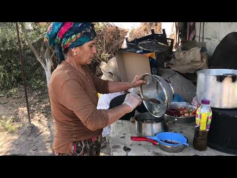 Odun ateşi Eşkili turşu biberli pilav Öğlen yemeği günlük
