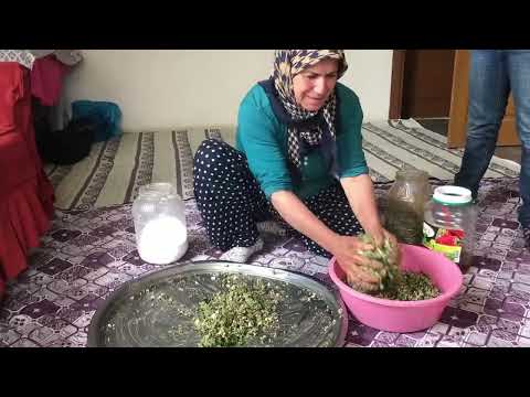 NENEM in KÖY EVİ NENEM ve ANNEM GÖZLEME YAPIMI Öğlen yemeği