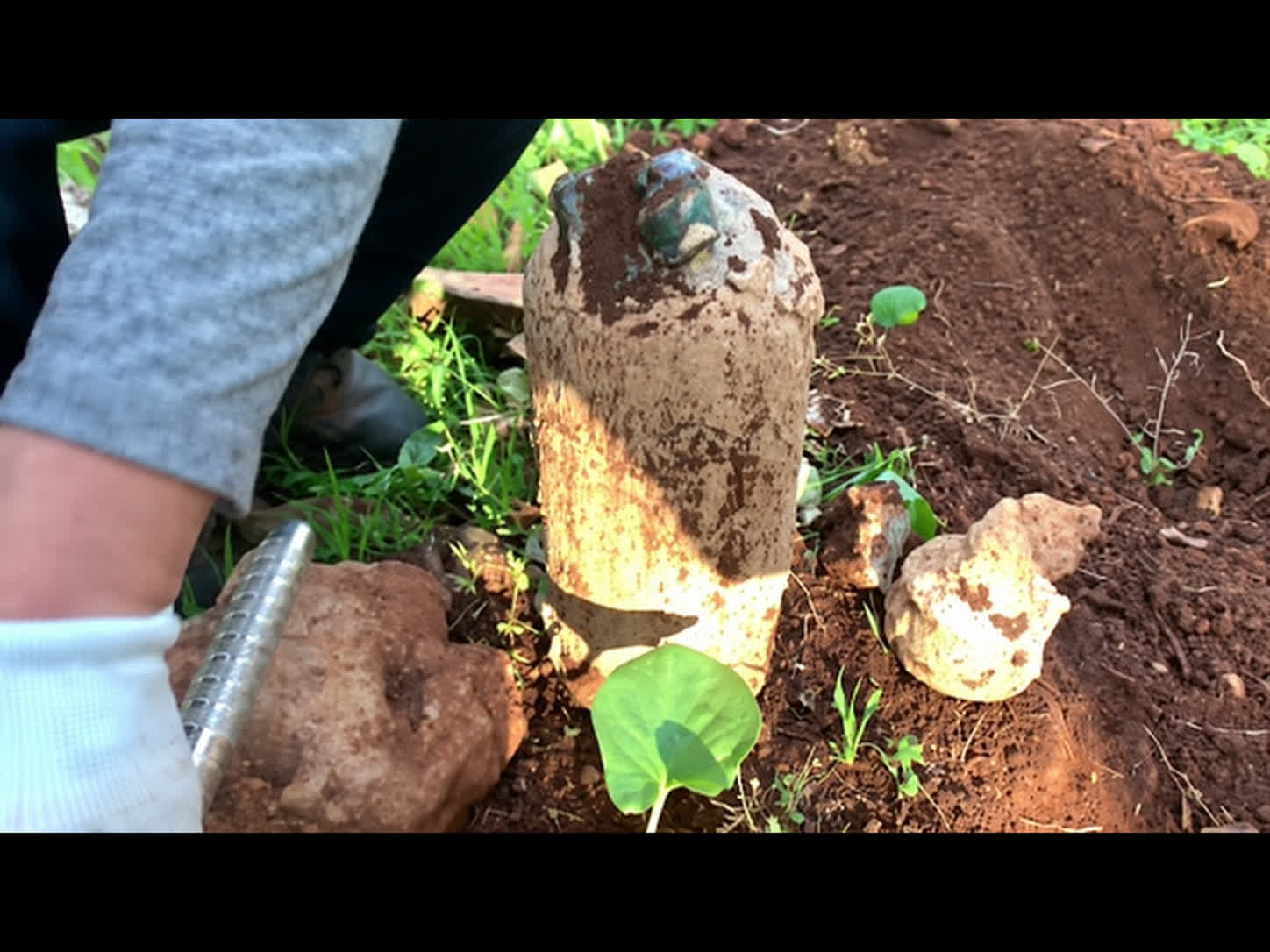Incredible Treasure Found Metal Detecting Epic Discovery