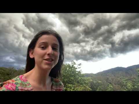A Magical Off Grid Life in the Australian Wilderness