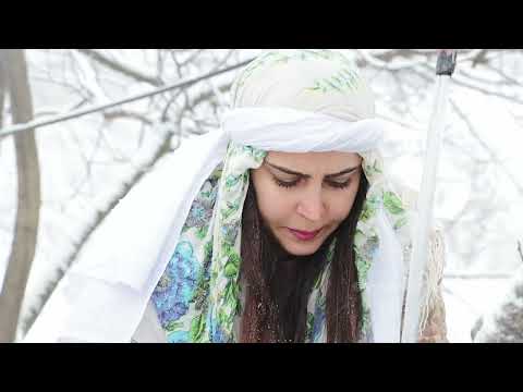 Baking Traditional Uzbek Bread in a Snowy Winter Village