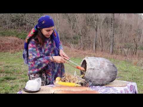 Cooking beef ribs and vegetables differently a clay pot