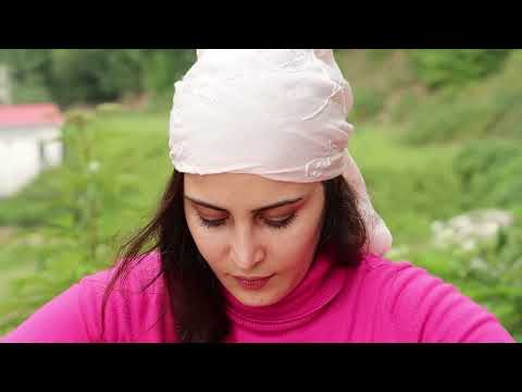 The women of the mountains are cooking bread and food
