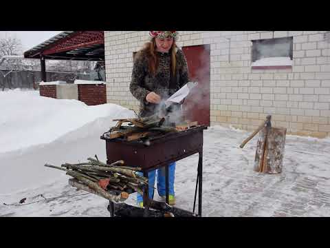 Russian Snow doesn t stop me to have Tasty Meat on Grill