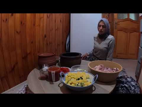 SOBANIN ÜSTÜNDE GÜVEÇ KUZİNESİNDE BÖREK OĞLAKLAR BUZAĞILAR
