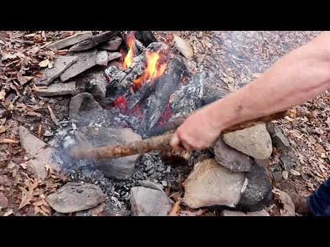 Cooking Whole Chicken on Rock Primitive Cooking Pollo de la