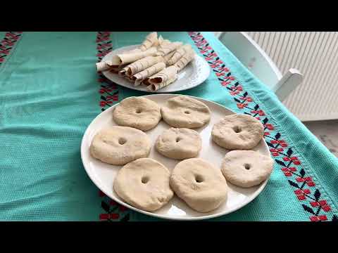 Kuzine Başında Köy Kahvaltısı Yağlı Ekmek Közlenmiş Biber