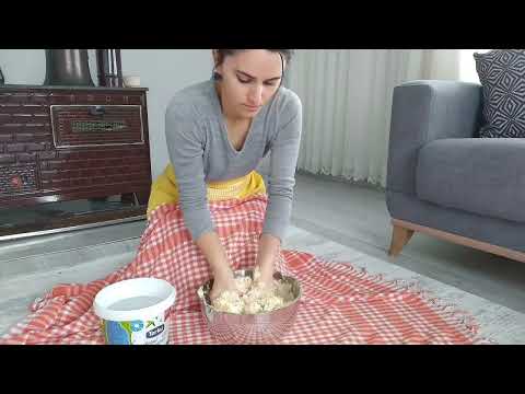 Mısır Unlu Soğanlı Kömbe İki Hamur Arası Muhteşem Lezzet