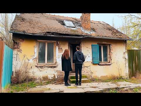 Couple Spends 240 Days Renovating Old House Back to New