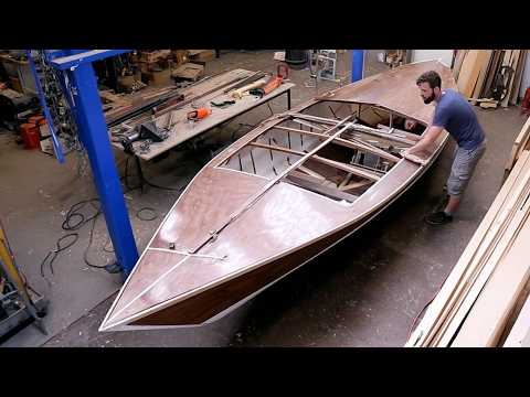 Man Restores 50 Year Old RACE BOAT Back to Life Start to