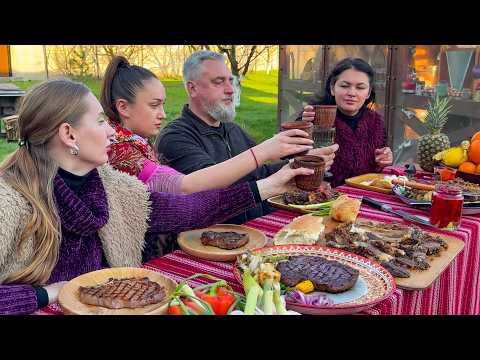 Wow Juicy Marbled Steaks with Vegetables from the Oven