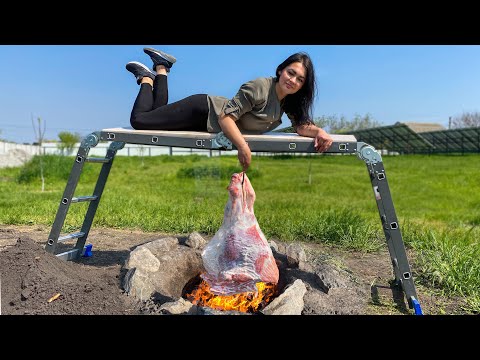 I Dig a Hole and Baked kg of Beef Leg Meat in the Pit