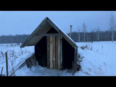 Blizzard Survival in a Primitive Underground Home That