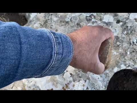 KAYADAKİ AYAK İŞARETİ BAKIN NEREYE YÜRÜYOR