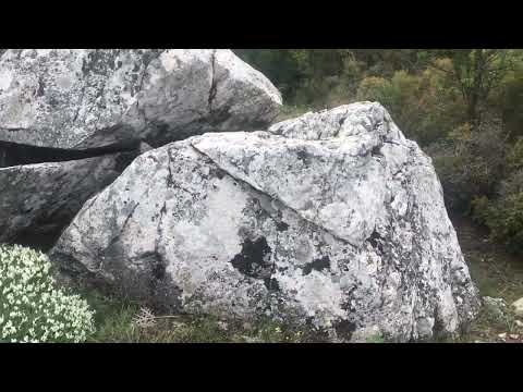 ESRARENGİZ MUMYA TAŞI