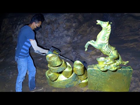 Exploring the treasures in the cave I dug out Golden Horses
