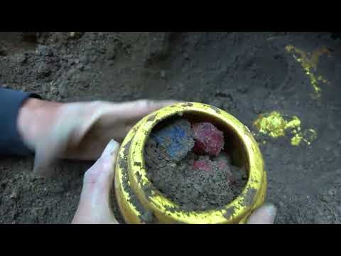 Inside the Making of a 50 000 Emerald Necklace From Raw