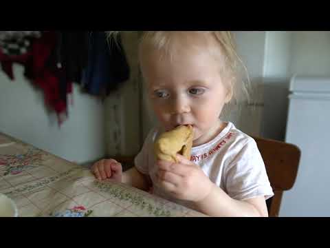 Simple food in a russian stove ASMR triggers