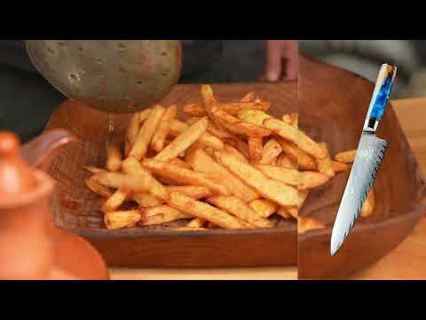 Gourmet Lobster Rolls Cooked In The Mountains