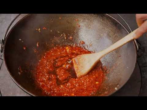 Cooking Famous German Sausages on A GIANT Grill
