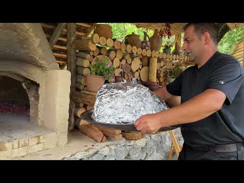 2 Incredible Dishes of Huge Turkeys Fed All the Children in