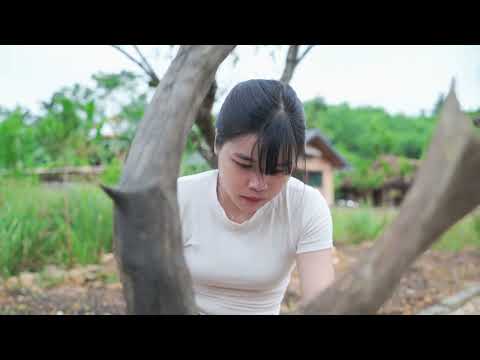 Young Girl Turns a Dead Tree Root Into THIS Grandma Couldn