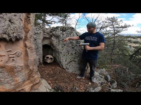 Osmanlı Tarihli Defineyi İhtişamlı Kayalıklarda Buldum