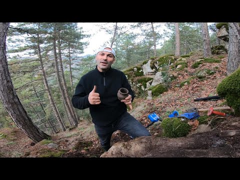 Keşifler Esnasında Define Kasasından Çıkan Kıymetliler