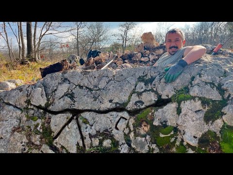 Gizli Kalmış Mezarın Definesi Ortaya Çıkıyor