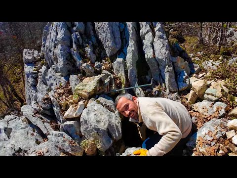 Zirvedeki Define Keşfi Kayaların İçinde Neler Bulduk