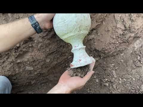 I Found A Real Treasure / Metal Detecting