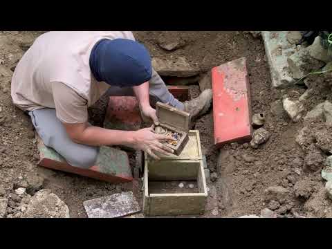Treasure Hunt With a Metal Detector! We Found an Amazing Treasure From Ancient Times