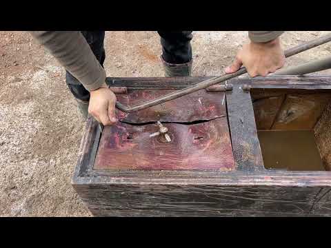 We Found Abandoned Old Safes In The River! Big Treasure Hunt. ( We Called The Police )
