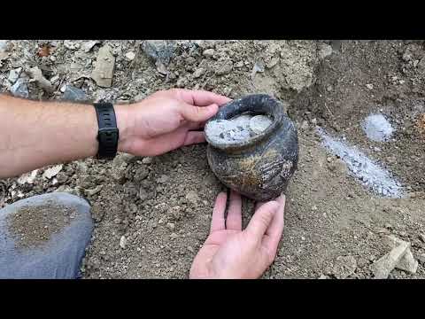 I FOUND AN INTERESTING TREASURE / TREASURE FINDING